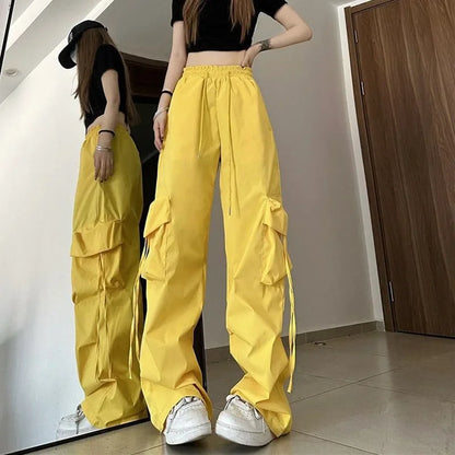 Streetwear cargo pants for women