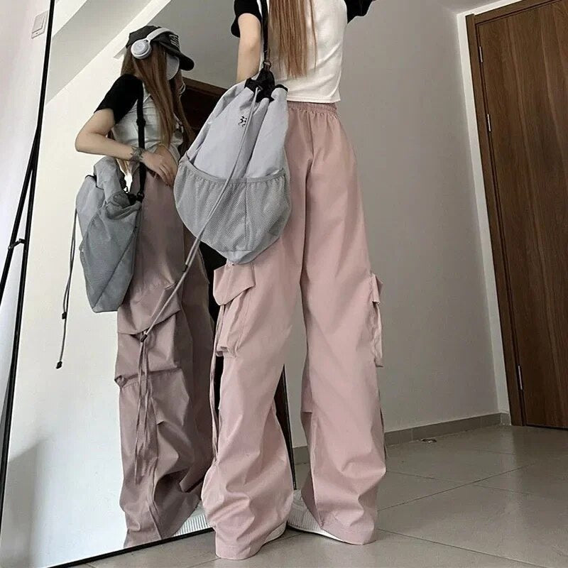 Streetwear cargo pants for women