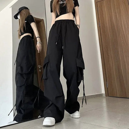 Streetwear cargo pants for women