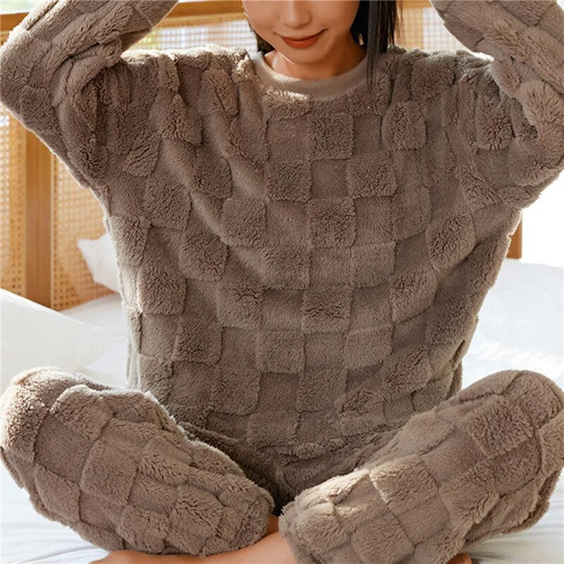 Women's Winter Fleece Pajama Set